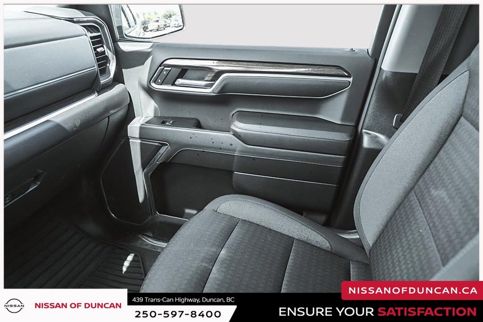 2025 Chevrolet Silverado 1500 LT-30