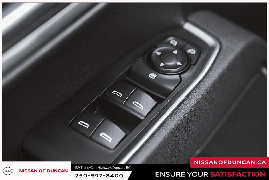 2025 Chevrolet Silverado 1500 LT-13