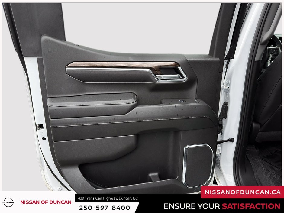 2025 Chevrolet Silverado 1500 LT Trail Boss-10