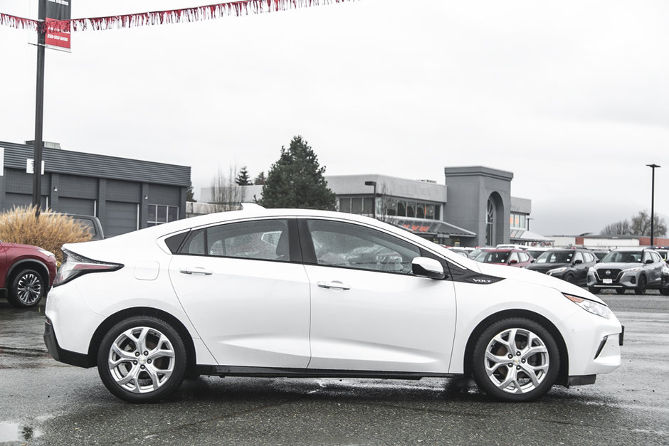 2017 Chevrolet Volt Premier-8