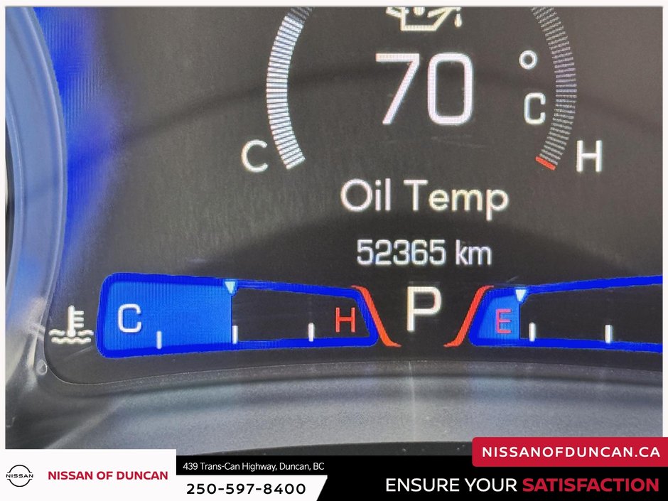 2023 Chrysler 300 Touring-16