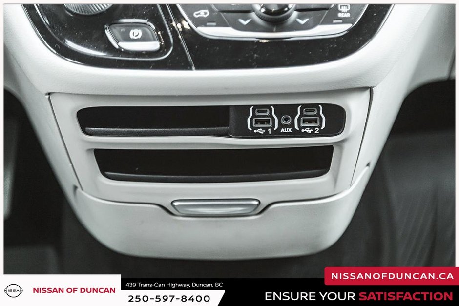 2021 Chrysler Grand Caravan SXT-21