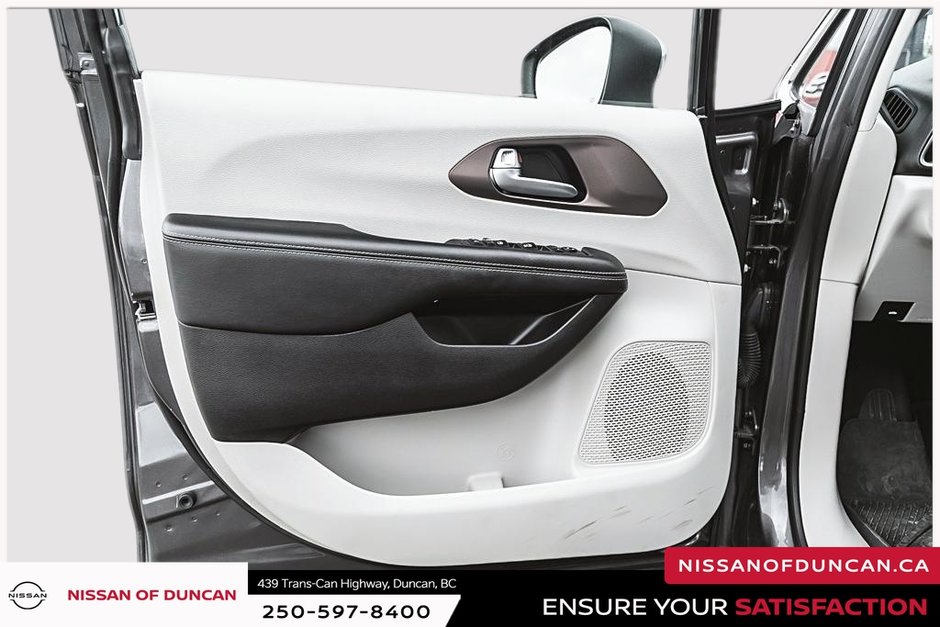 2021 Chrysler Grand Caravan SXT-10