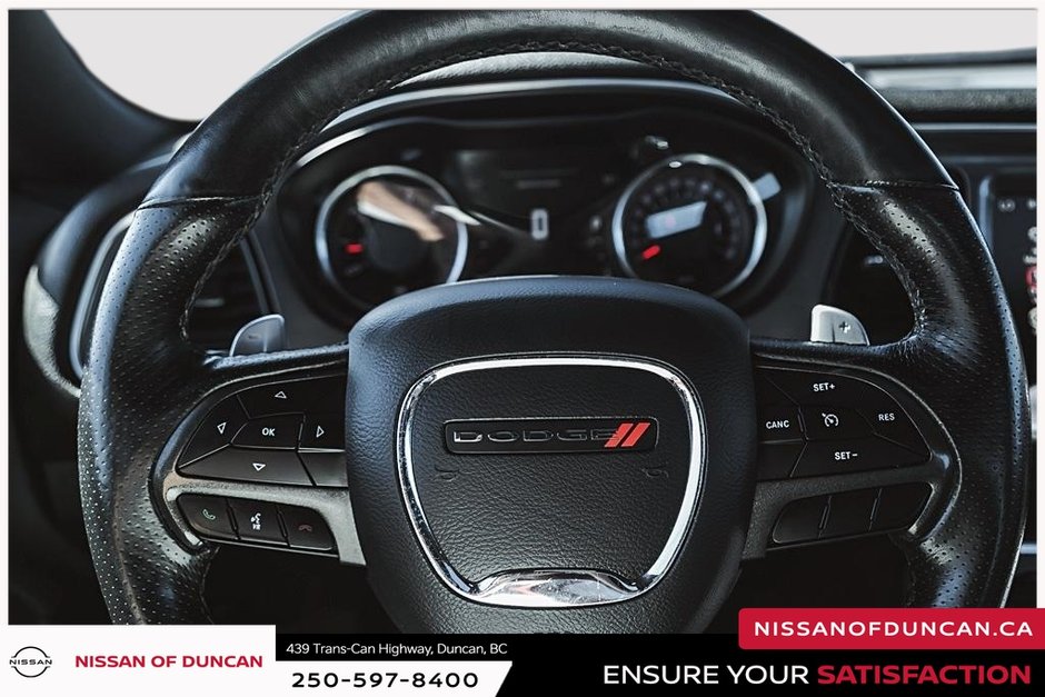 2017 Dodge Challenger R/T Shaker-29