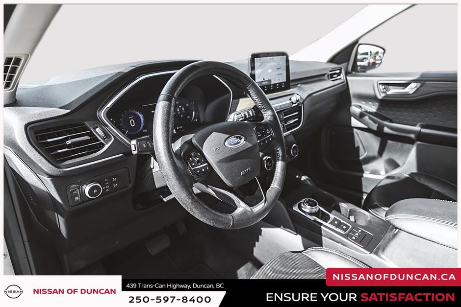 2020 Ford Escape Titanium Hybrid-12
