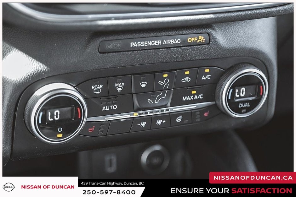 2020 Ford Escape Titanium Hybrid-29