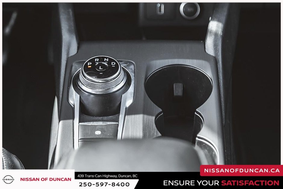 2020 Ford Escape Titanium Hybrid-21