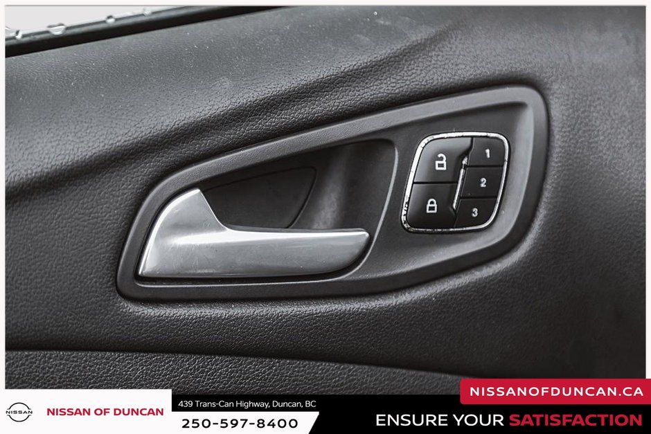 2013 Ford Escape Titanium-10