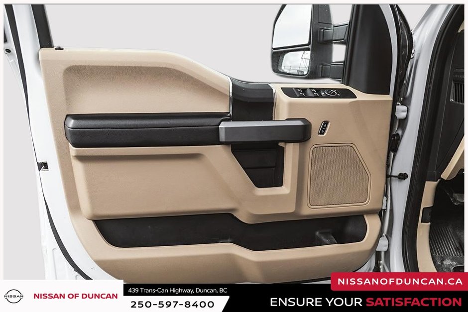2020 Ford F-350SD XLT-11