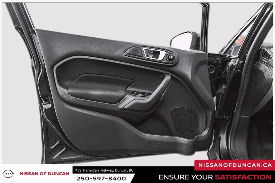 2014 Ford Fiesta SE-9