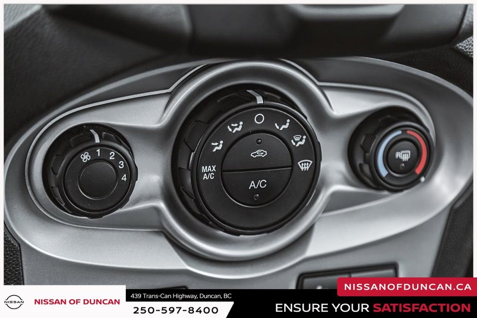 2014 Ford Fiesta SE-24