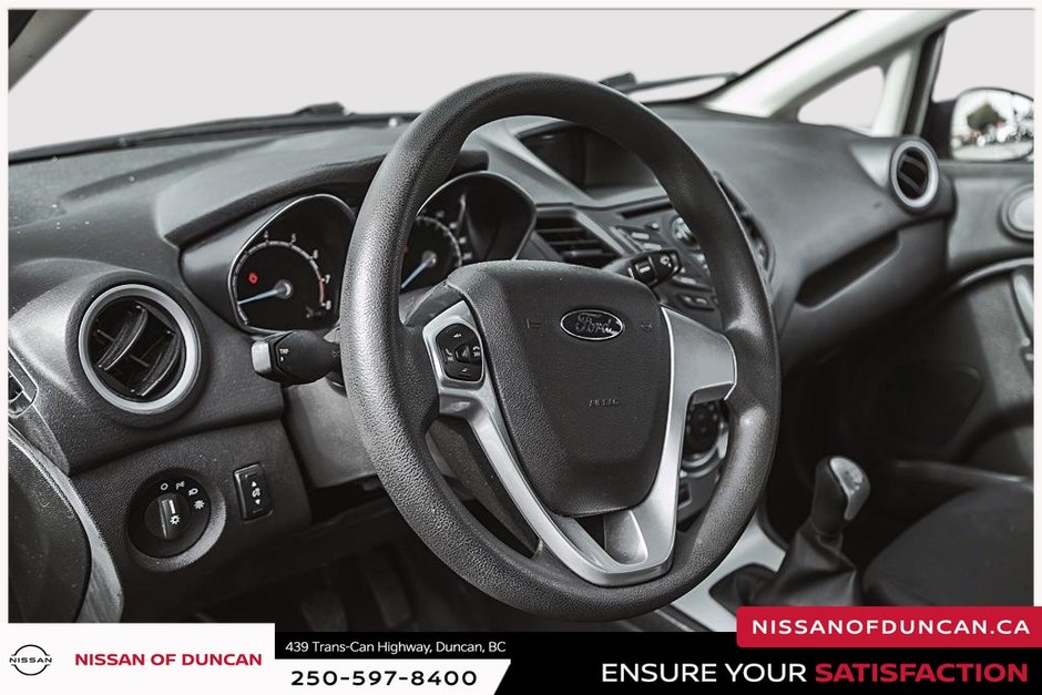 2014 Ford Fiesta SE-10