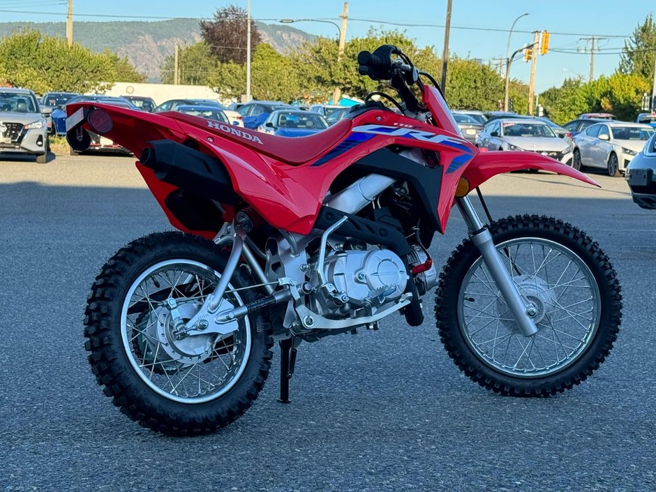 2023 Honda CRF110FP-3