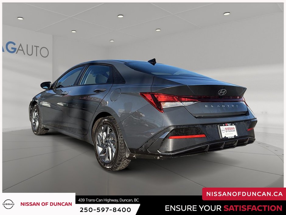 2025 Hyundai Elantra Preferred-3