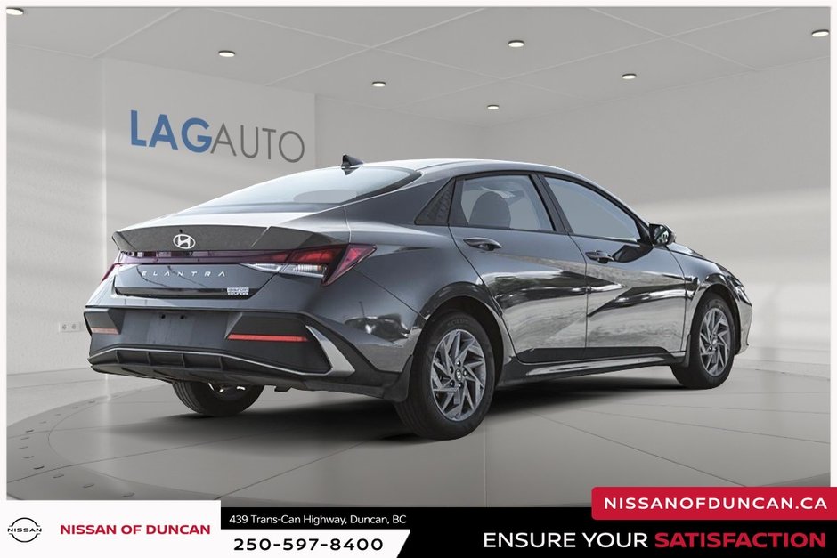 2025 Hyundai Elantra Preferred-5