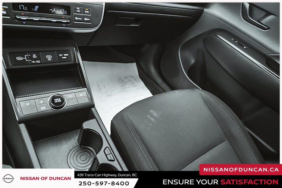2024 Hyundai KONA ELECTRIC Preferred-32