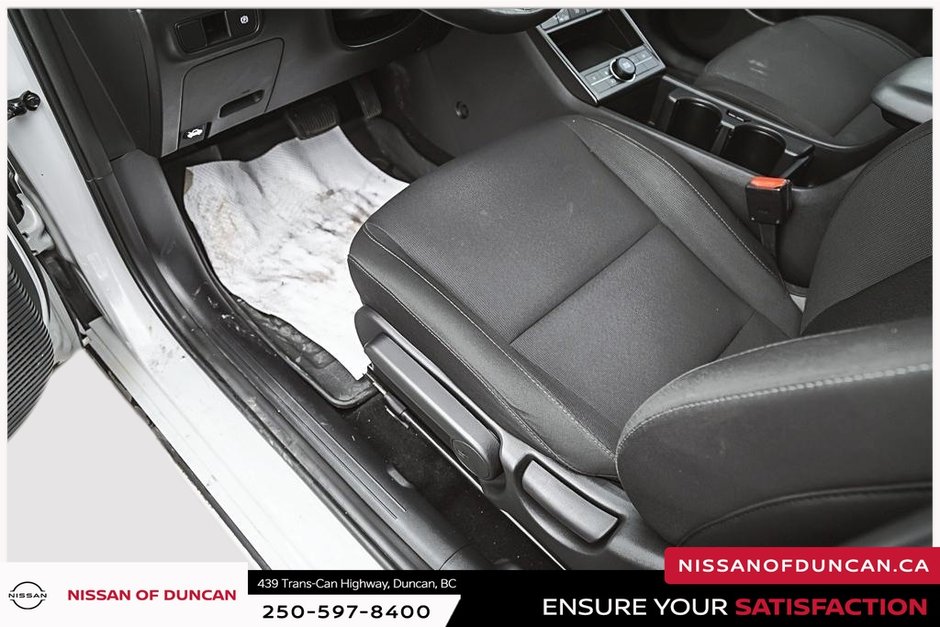 2024 Hyundai KONA ELECTRIC Preferred-11
