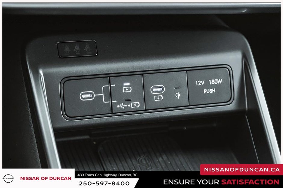 2025 Hyundai KONA ELECTRIC Preferred w/Ultimate Package-29