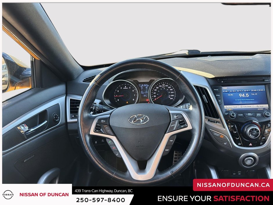 2016 Hyundai Veloster Tech-13