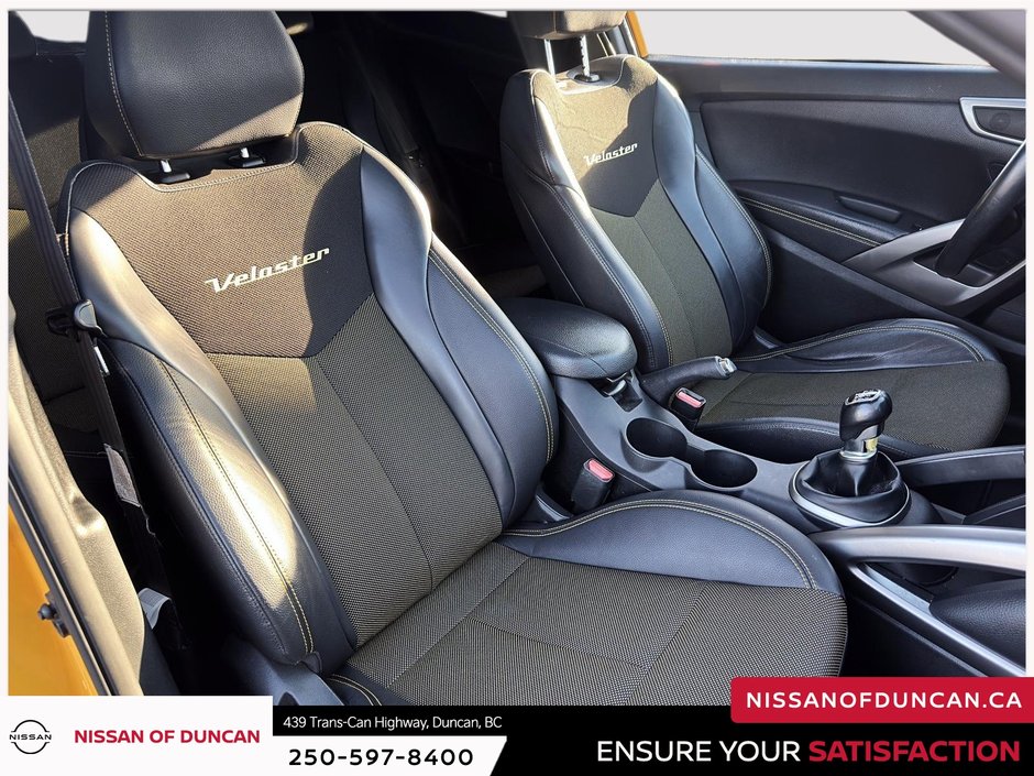 2016 Hyundai Veloster Tech-9