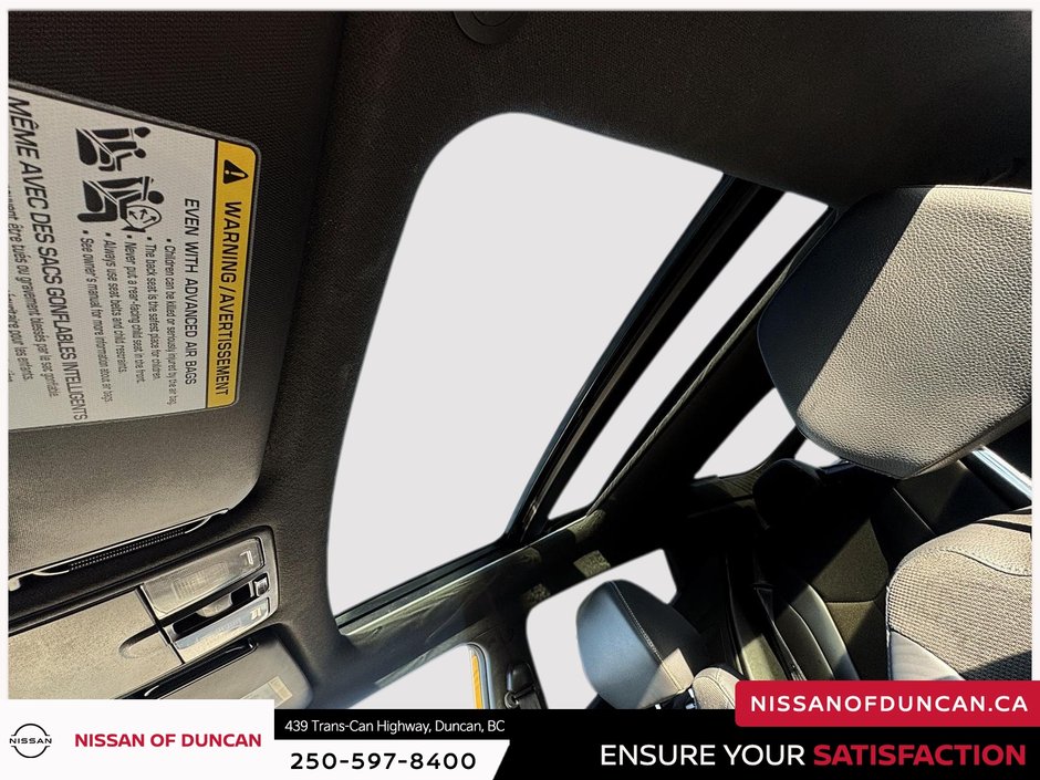 2016 Hyundai Veloster Tech-17