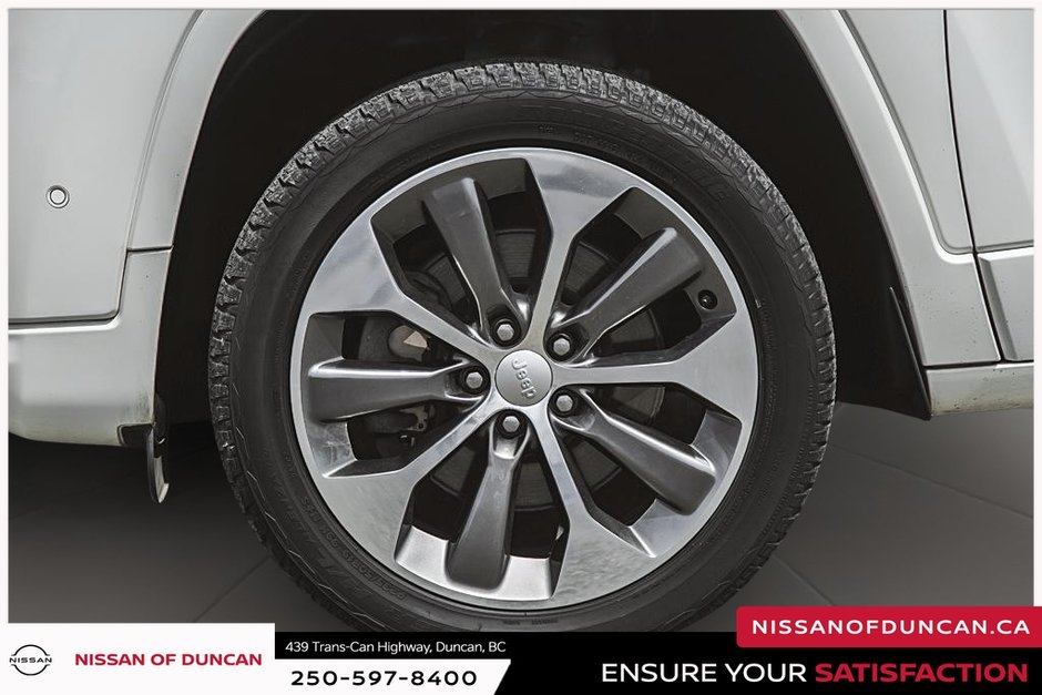 2019 Jeep Cherokee Overland-2