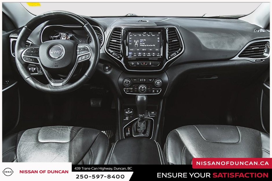 2019 Jeep Cherokee Overland-18