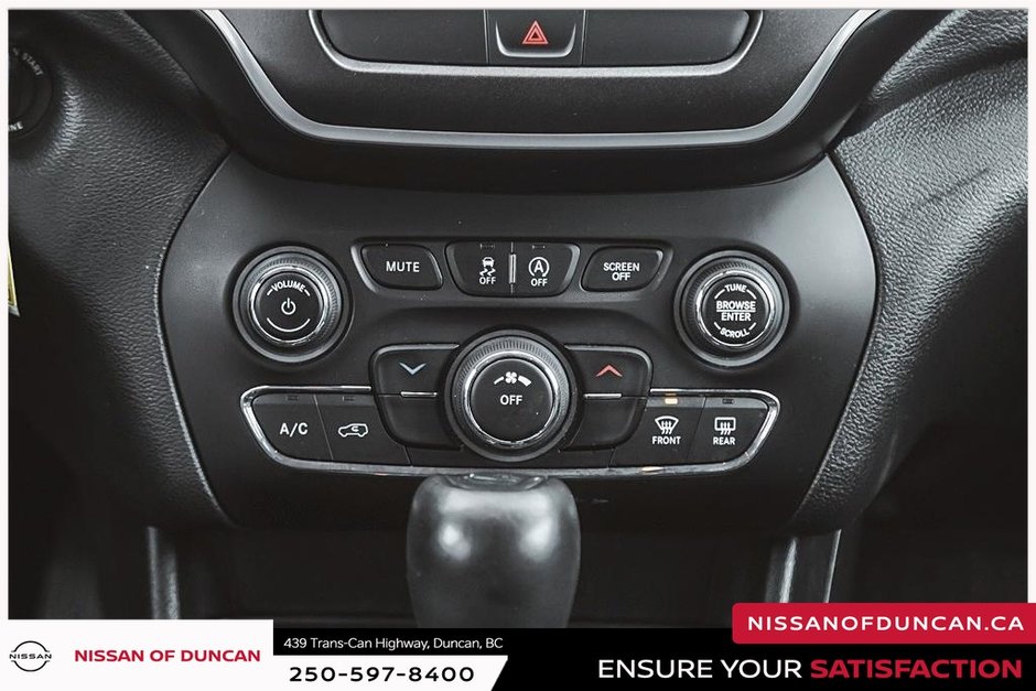 2019 Jeep Cherokee Trailhawk-20