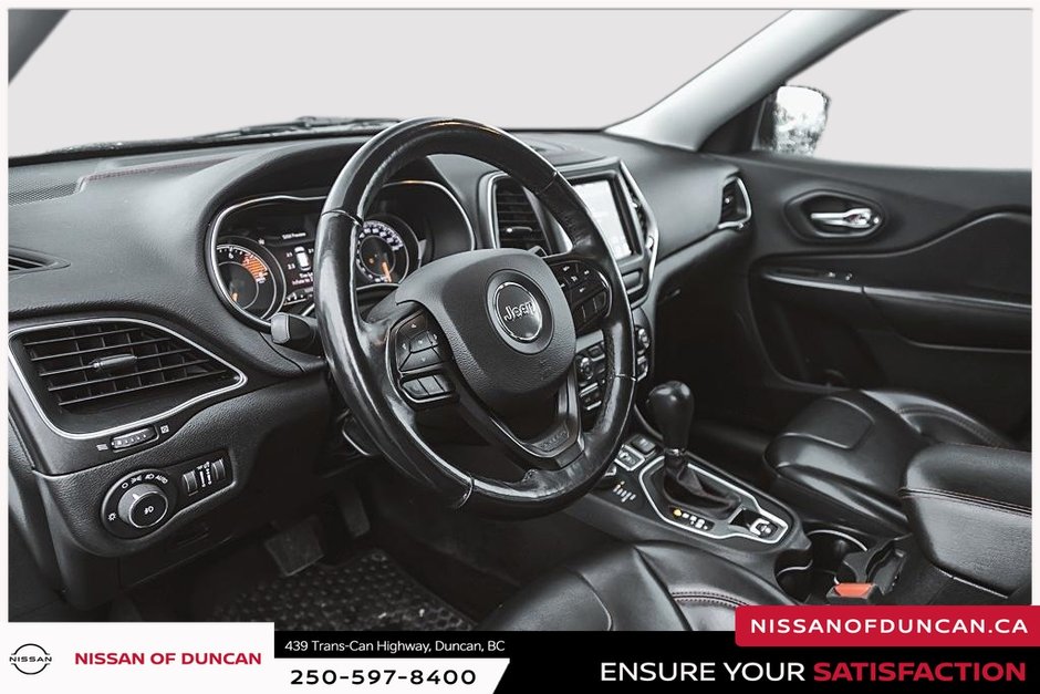 2019 Jeep Cherokee Trailhawk-12