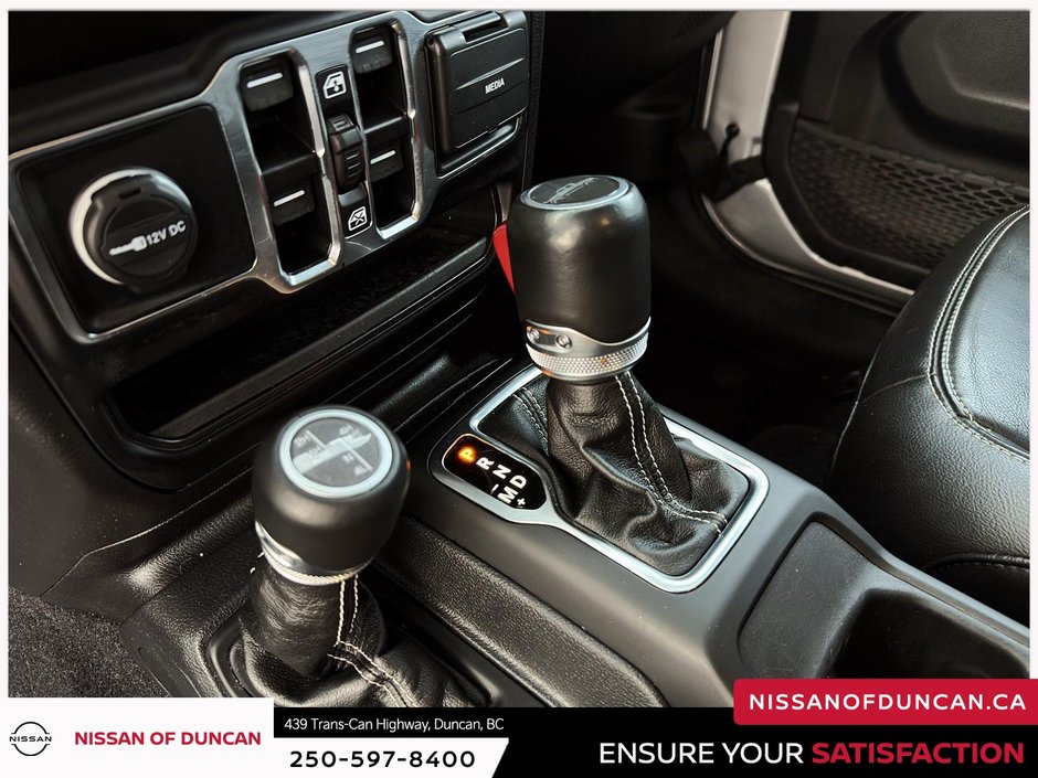 2023 Jeep Gladiator Overland-15