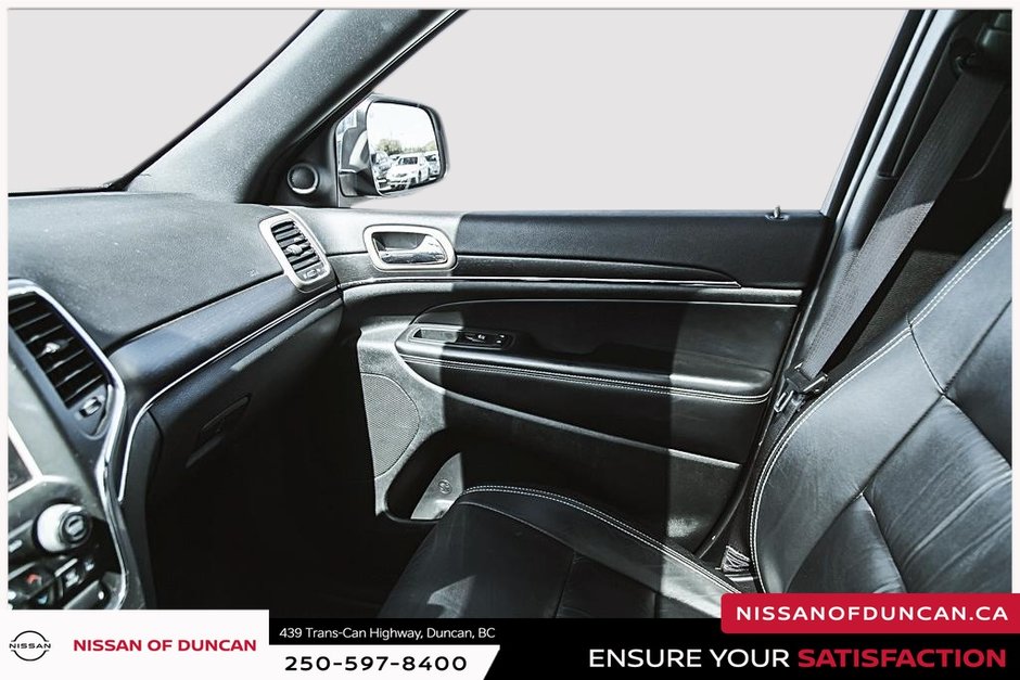2015 Jeep Grand Cherokee Limited-30