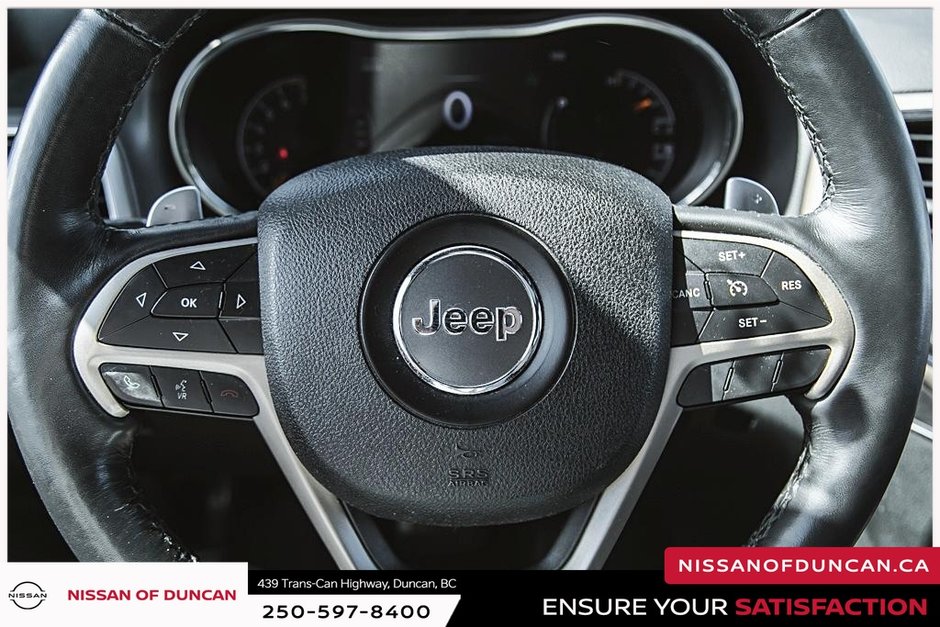2015 Jeep Grand Cherokee Limited-23