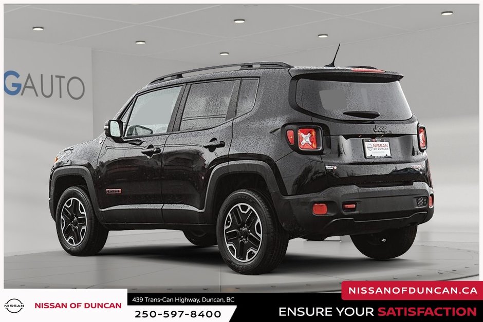 2017 Jeep Renegade Trailhawk-3