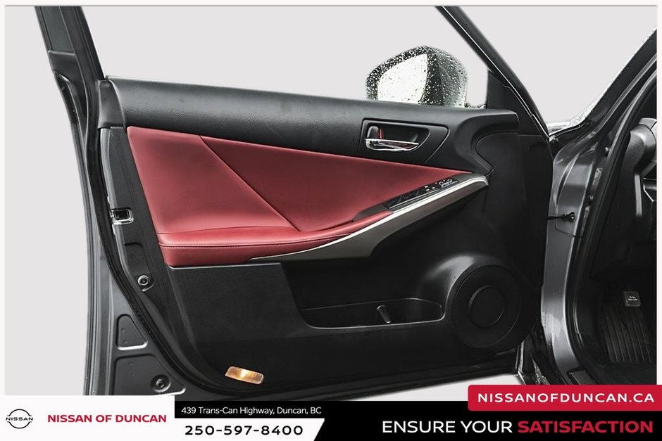 2015 Lexus IS 250-11