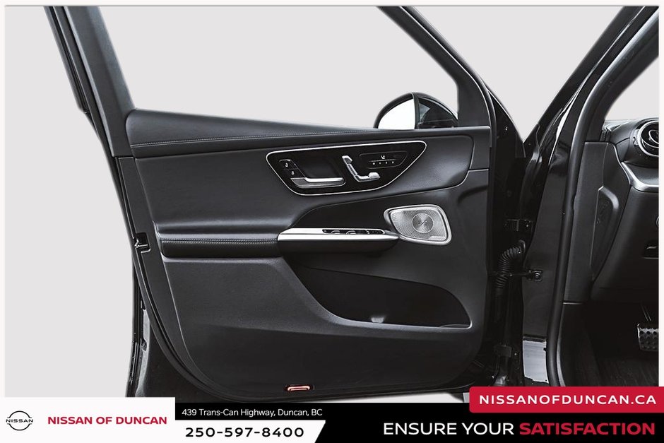 2024 Mercedes-Benz GLC 300-9