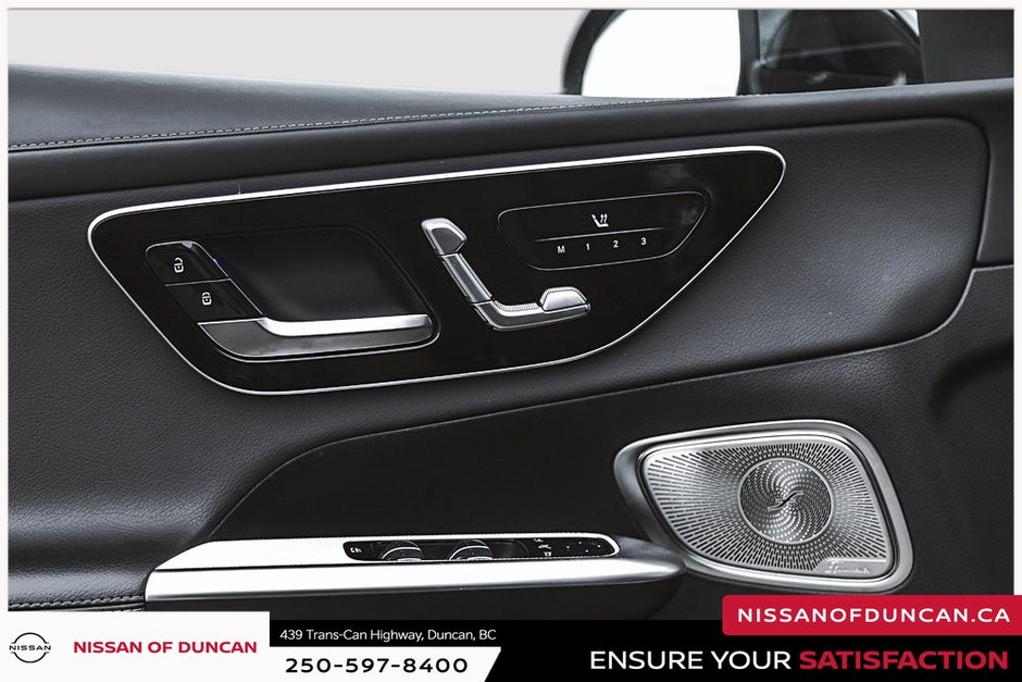 2024 Mercedes-Benz GLC 300-10