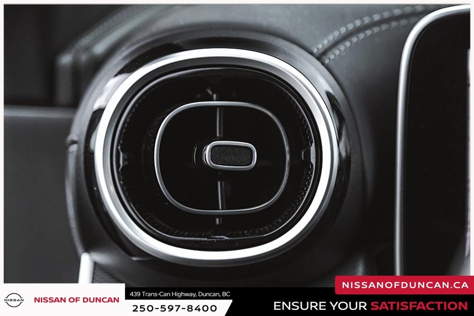 2024 Mercedes-Benz GLC 300-26