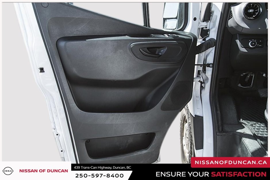 2020 Mercedes-Benz Sprinter 2500 Cargo 170 WB-15