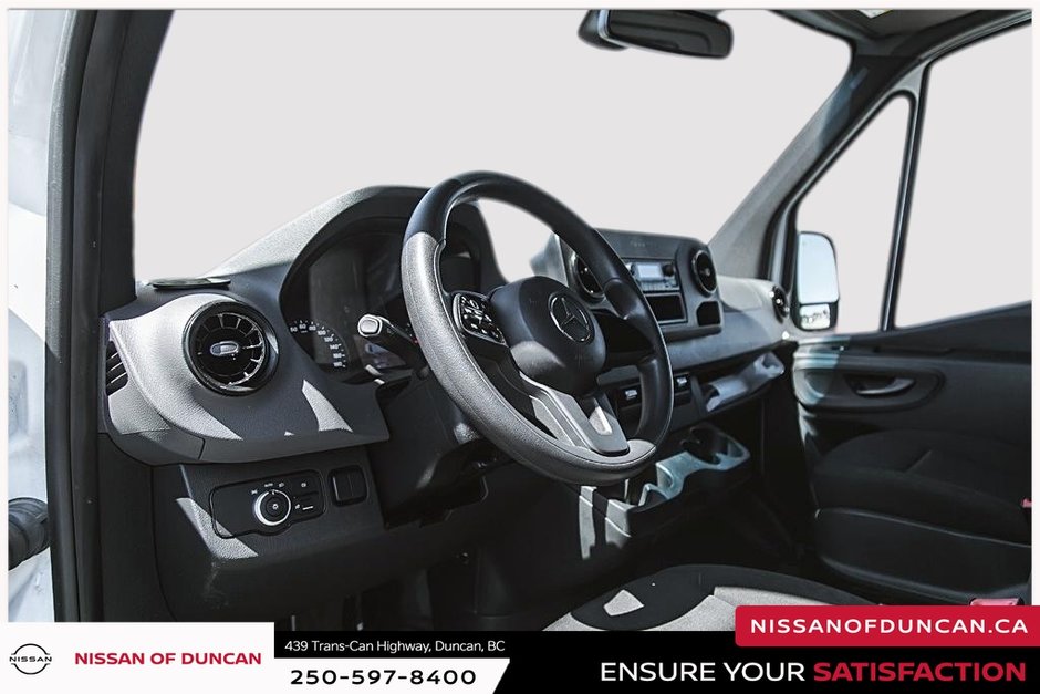 2020 Mercedes-Benz Sprinter 2500 Cargo 170 WB-16