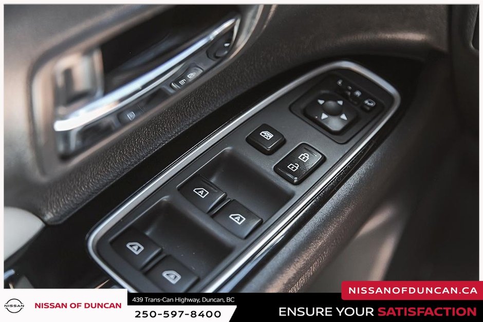 2020 Mitsubishi OUTLANDER PHEV SEL-23