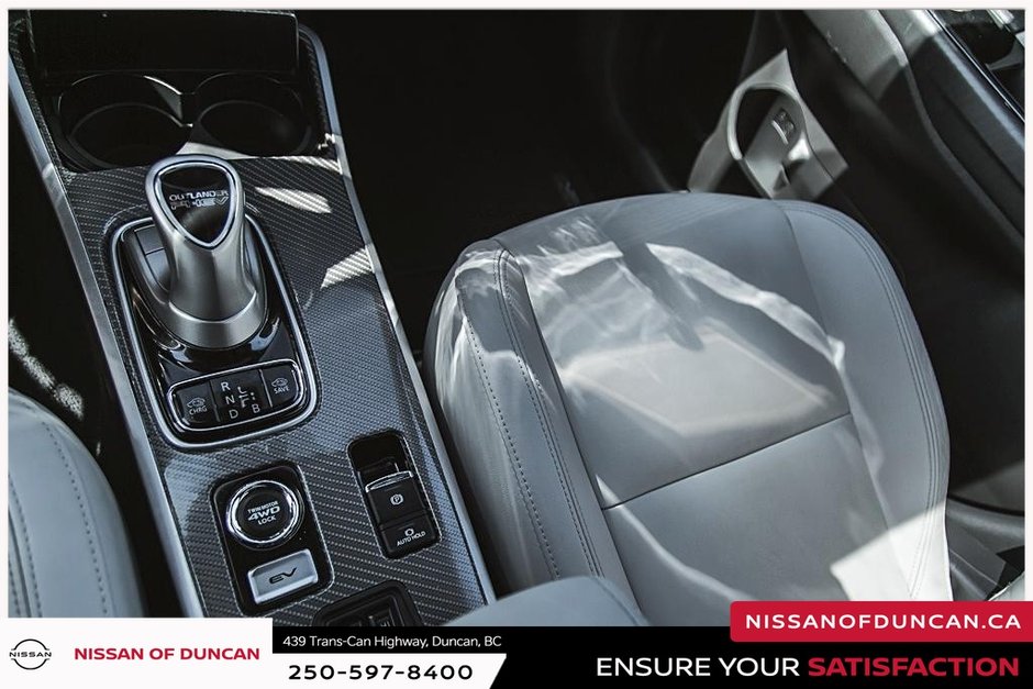 2020 Mitsubishi OUTLANDER PHEV SEL-34
