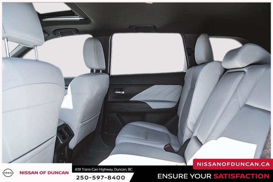 2020 Mitsubishi OUTLANDER PHEV SEL-14