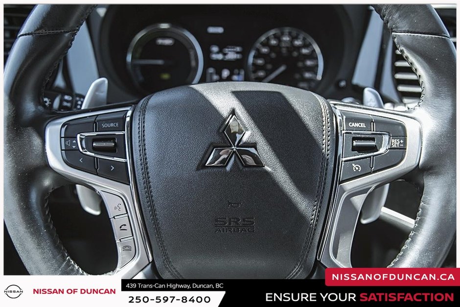 2020 Mitsubishi OUTLANDER PHEV SEL-26