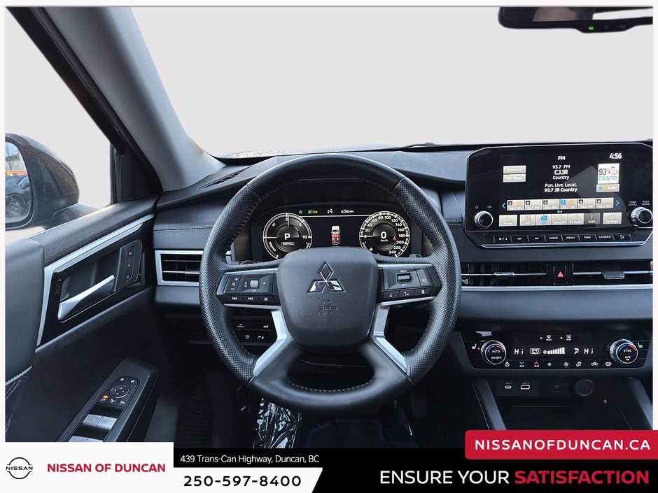 2025 Mitsubishi Outlander PHEV-13