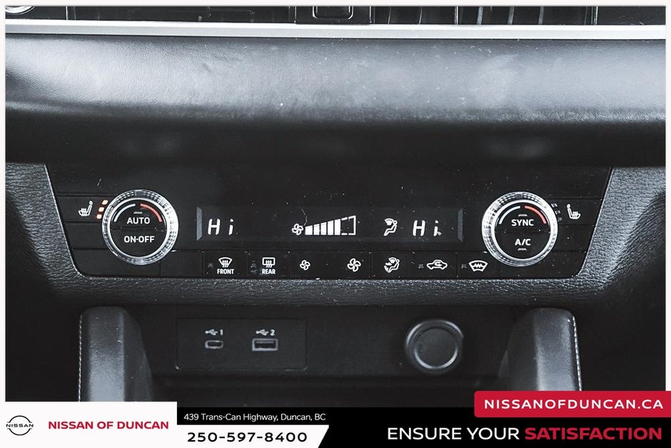 2024 Mitsubishi Outlander ES-17