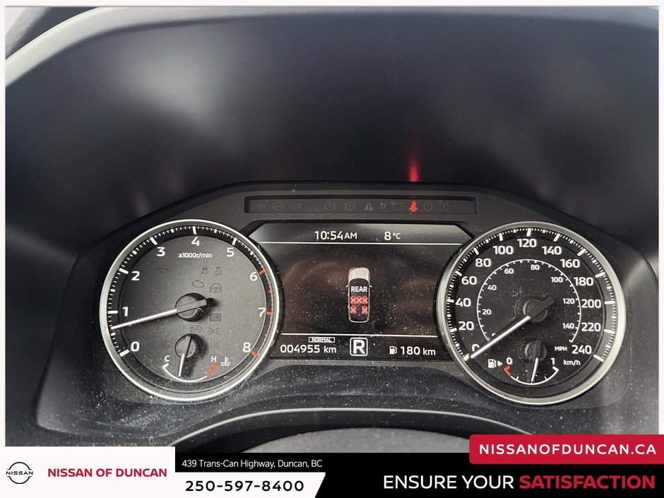 2025 Mitsubishi Outlander LE-14