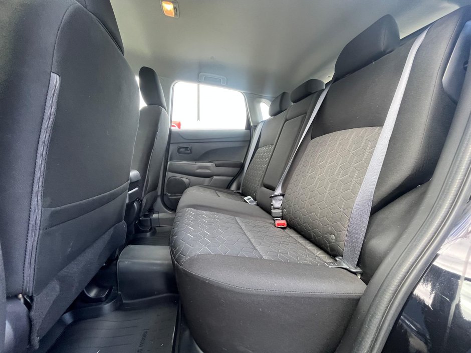 2021 Mitsubishi RVR ES AWC | Heated Seats | Apple Carplay | 46K!-13