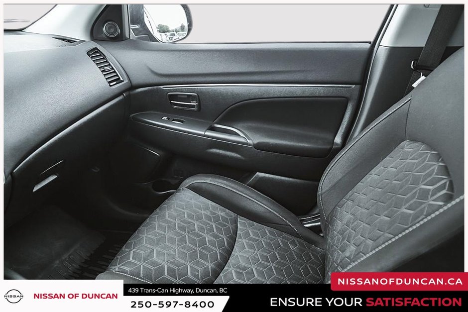 2021 Mitsubishi RVR SE-29
