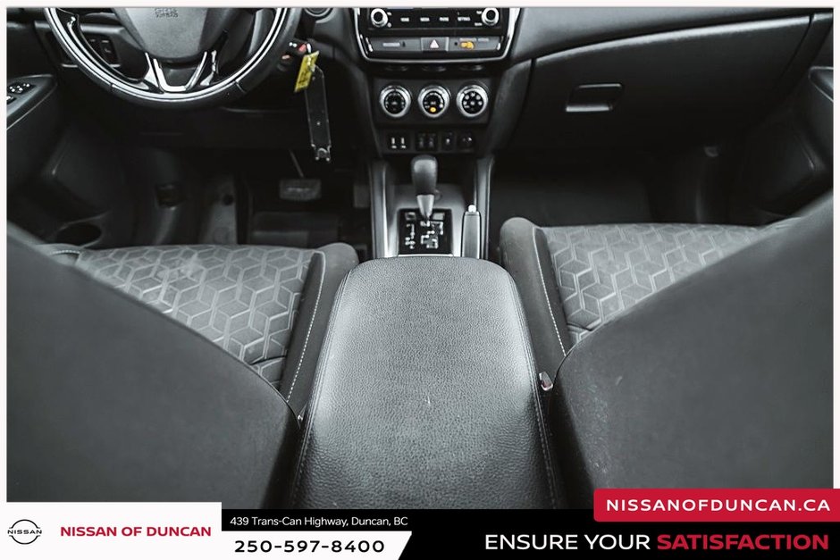 2021 Mitsubishi RVR SE-19