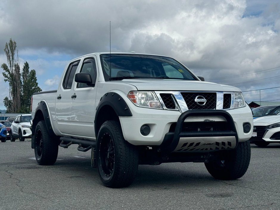 2018 Nissan Frontier SV Crew Cab 4x4 | 3 Lift | Offroad Rims & Tires |-3